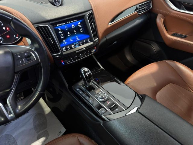 MASERATI Levante usata, con Controllo automatico clima
