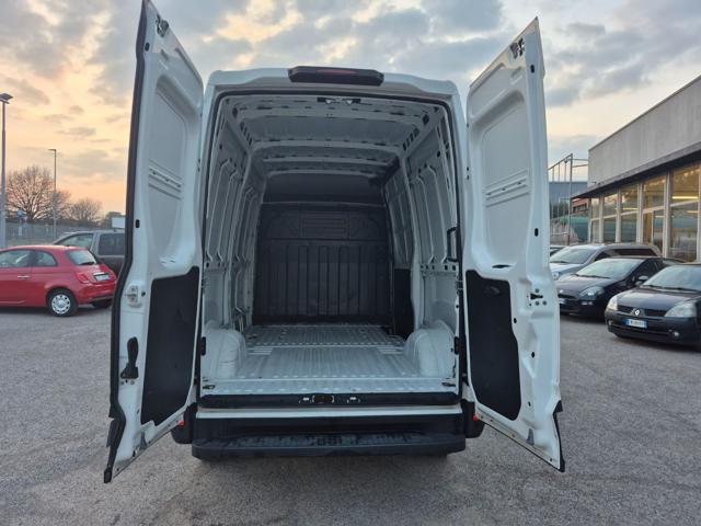 IVECO Daily usata, con Boardcomputer