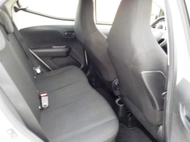 TOYOTA Aygo usata, con Luci diurne LED