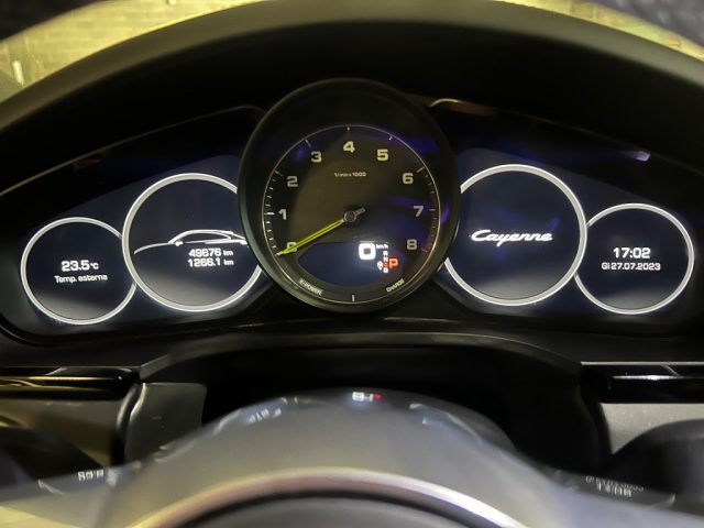 PORSCHE Cayenne usata, con Park Distance Control