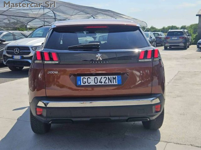 PEUGEOT 3008 usata, con Autoradio