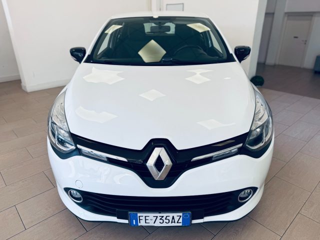 RENAULT Clio usata, con Airbag