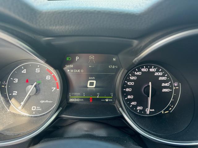 ALFA ROMEO Stelvio usata, con Fari Xenon