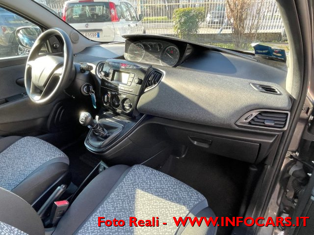 LANCIA Ypsilon usata, con Volante multifunzione