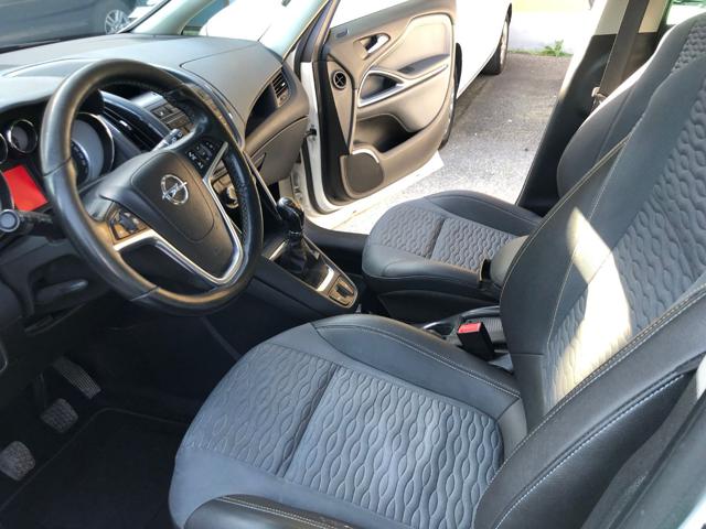OPEL Zafira Tourer usata, con Chiusura centralizzata