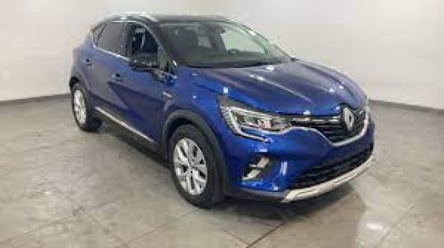 RENAULT Captur usata 8