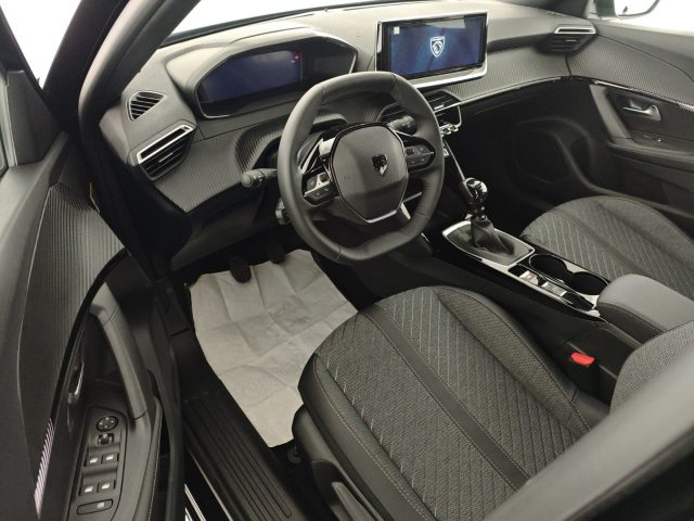 PEUGEOT 2008 usata, con Specchietti laterali elettrici