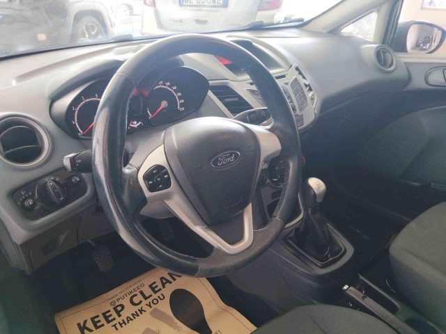 FORD Fiesta usata, con Climatizzatore