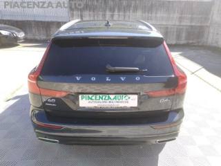 VOLVO V60 Cross Country usata, con Alzacristalli elettrici