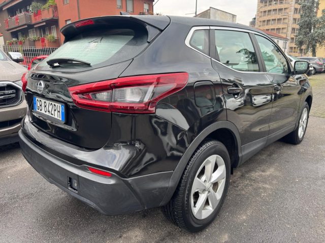 NISSAN Qashqai usata, con Alzacristalli elettrici