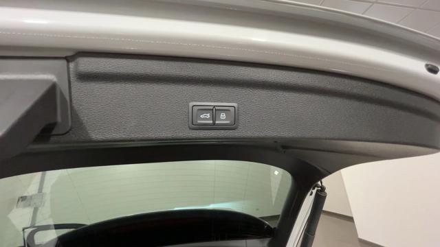 AUDI Q3 usata, con Volante in pelle