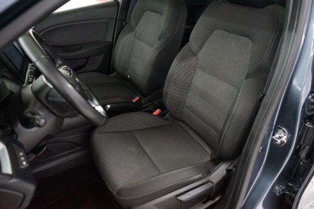 RENAULT Clio usata, con Sistema di navigazione