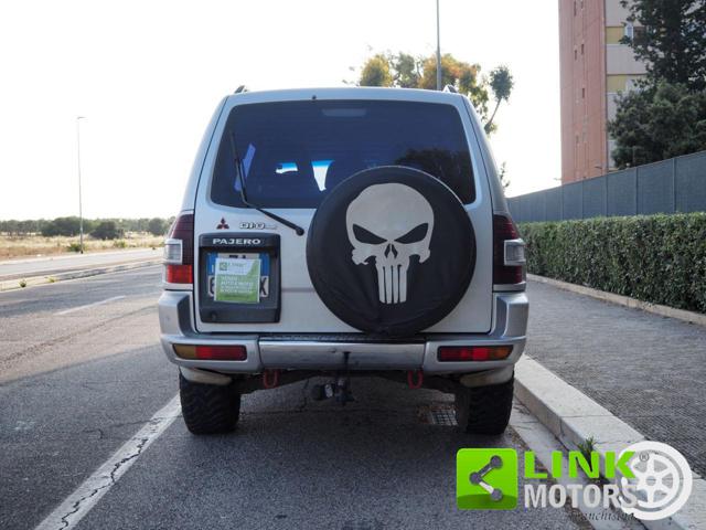 MITSUBISHI Pajero usata, con Specchietti laterali elettrici