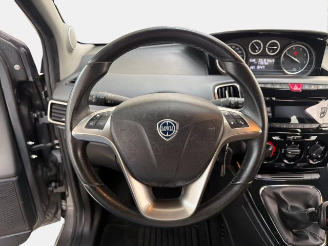 LANCIA Ypsilon usata, con Chiusura centralizzata
