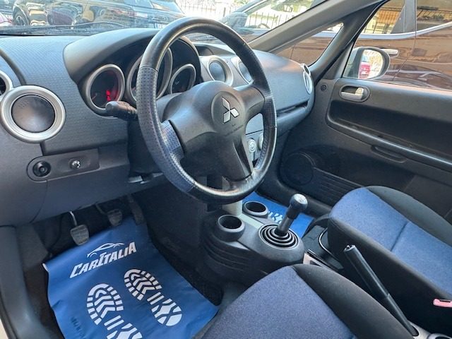MITSUBISHI Colt usata, con Fendinebbia