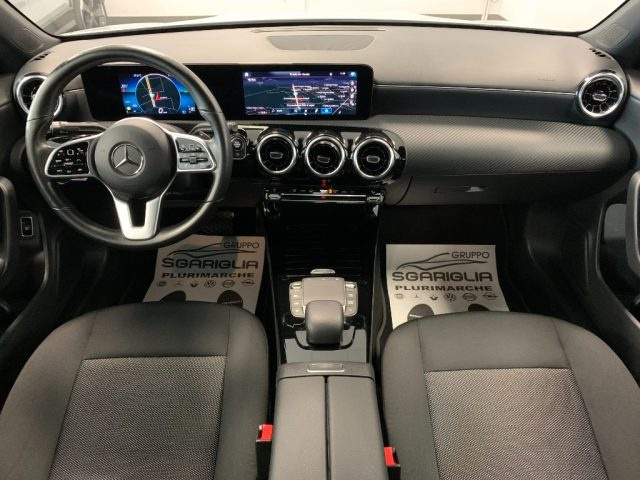 MERCEDES-BENZ CLA 180 usata, con Fendinebbia