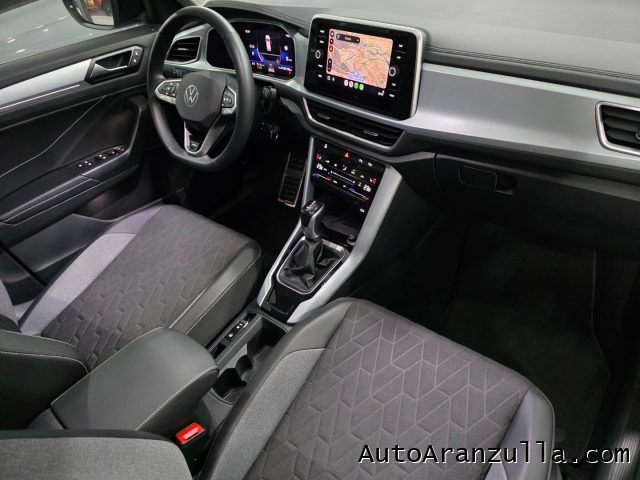 VOLKSWAGEN T-Roc usata, con Controllo automatico clima