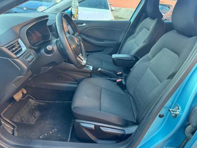 RENAULT Clio usata, con Touch screen