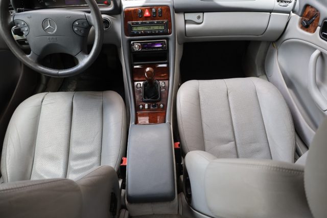 MERCEDES-BENZ CLK 200 usata, con Sedili sportivi