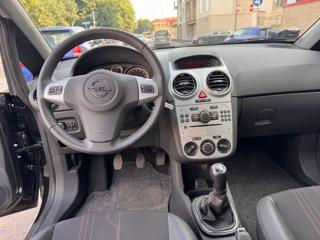 OPEL Corsa usata, con Boardcomputer