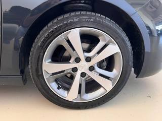 PEUGEOT 308 usata, con Servosterzo