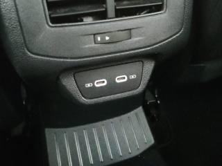 VOLKSWAGEN T-Roc usata, con Touch screen