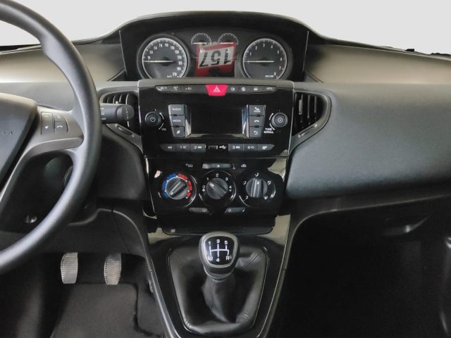 LANCIA Ypsilon usata 12
