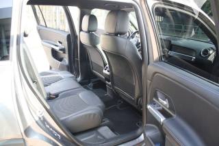 MERCEDES-BENZ GLB 180 usata, con Autoradio digitale