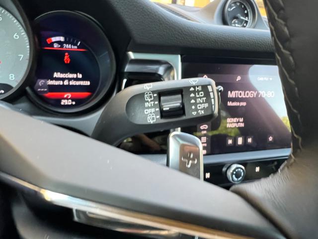 PORSCHE Macan usata, con Sedili riscaldati