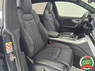AUDI Q8 usata, con Sedile posteriore sdoppiato