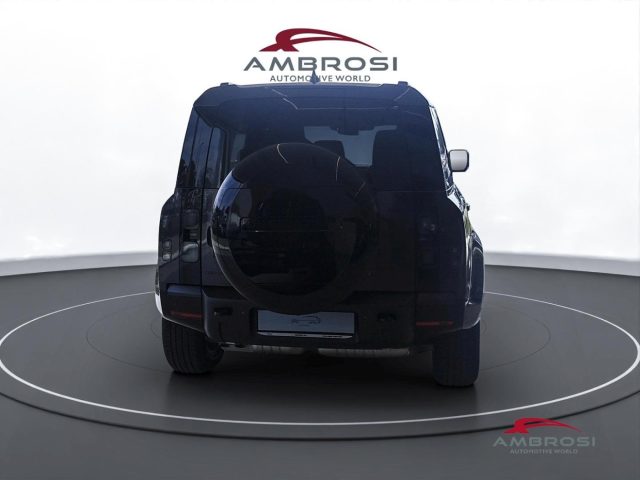 LAND ROVER Defender usata 5