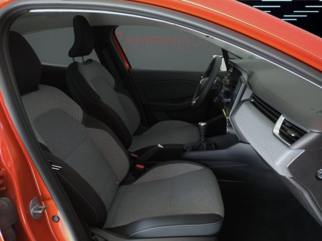 RENAULT Clio usata 16
