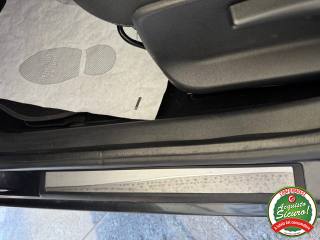 RENAULT Megane usata, con Sedile posteriore sdoppiato