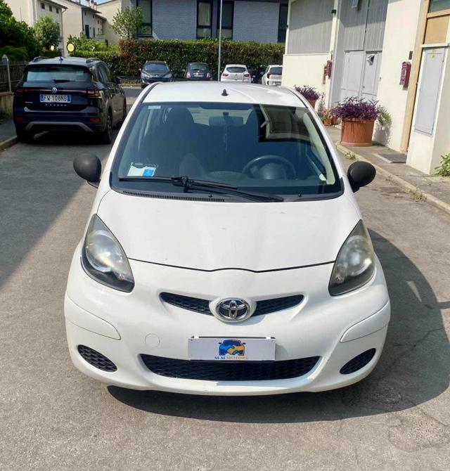 TOYOTA Aygo usata 1