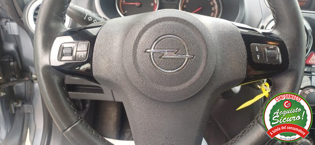 OPEL Corsa usata, con ESP