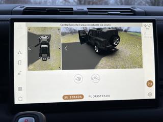 LAND ROVER Defender usata, con Trazione integrale