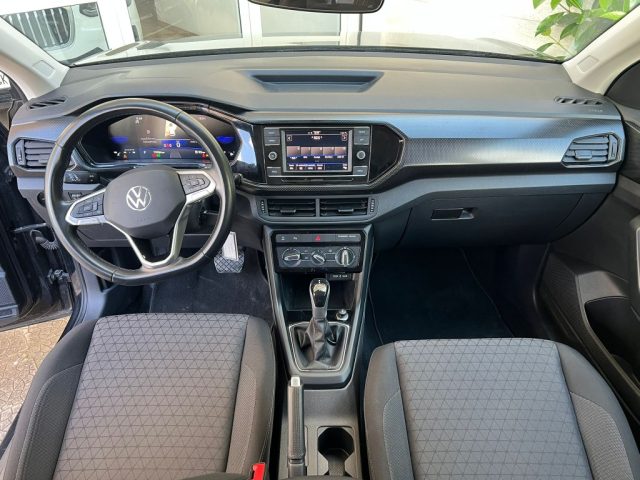 VOLKSWAGEN T-Cross usata 17