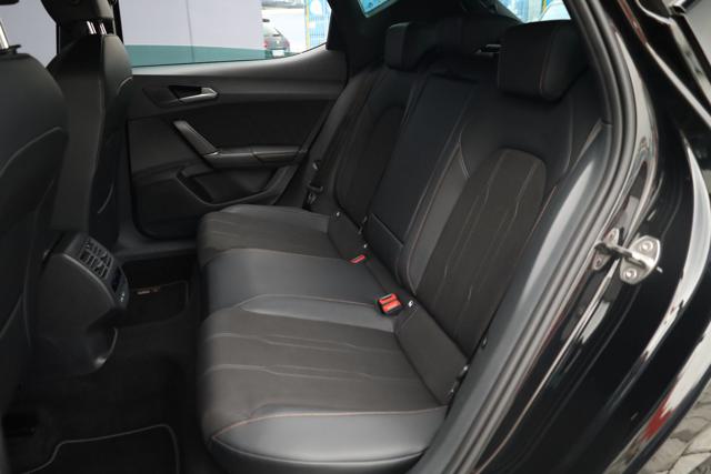 SEAT Leon usata, con Fari LED