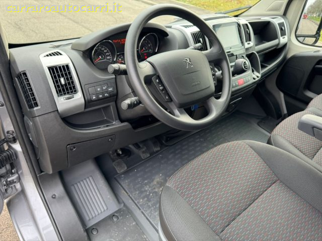 PEUGEOT Boxer usata, con Luci diurne LED