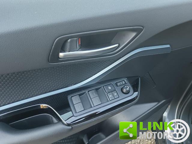 TOYOTA C-HR usata, con Bluetooth