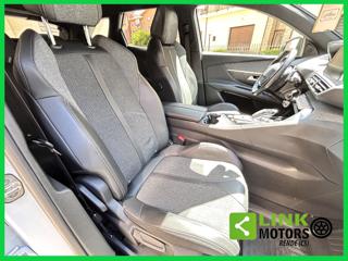 PEUGEOT 3008 usata, con Sensori di parcheggio posteriori