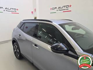 PEUGEOT 2008 usata, con Fari LED