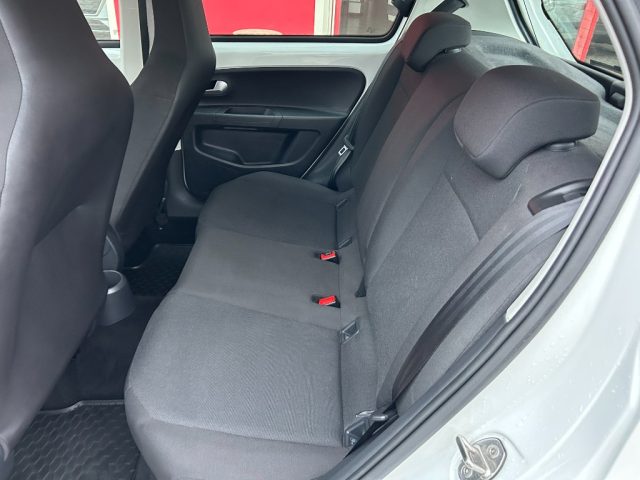 VOLKSWAGEN up! usata, con Boardcomputer