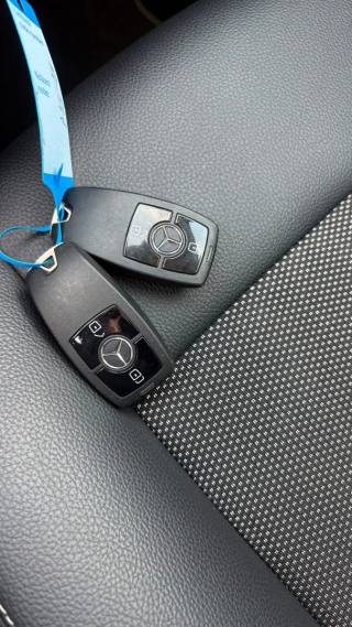 MERCEDES-BENZ GLA 200 usata, con Autoradio digitale
