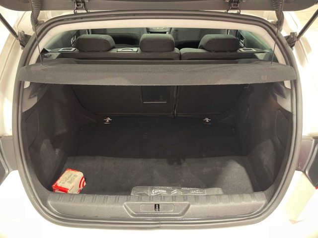 PEUGEOT 308 usata, con Sistema di navigazione