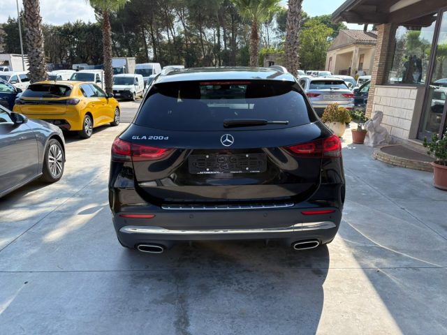 MERCEDES-BENZ GLA 200 usata, con Autoradio