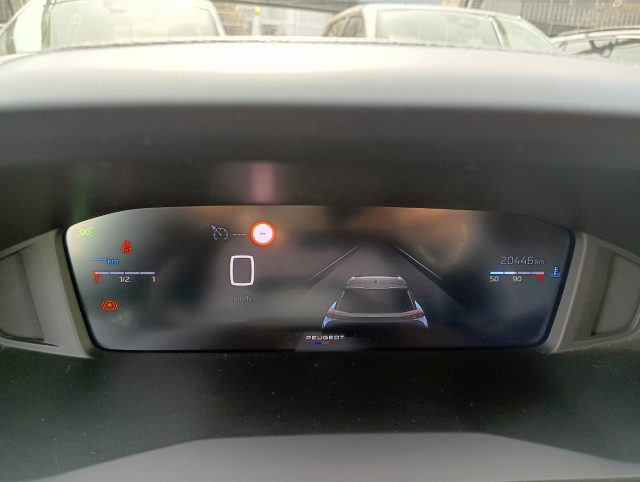 PEUGEOT 2008 usata, con USB