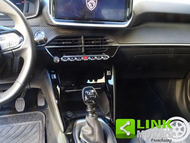 PEUGEOT 2008 usata, con Park Distance Control