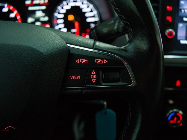 SEAT Leon usata, con Fari bi-xeno