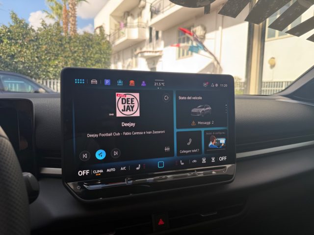 VOLKSWAGEN T-Roc usata, con Volante in pelle